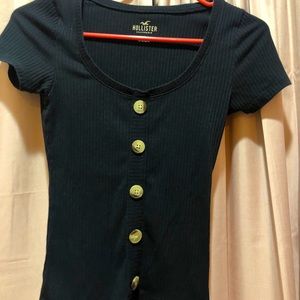 2 hollister shirts